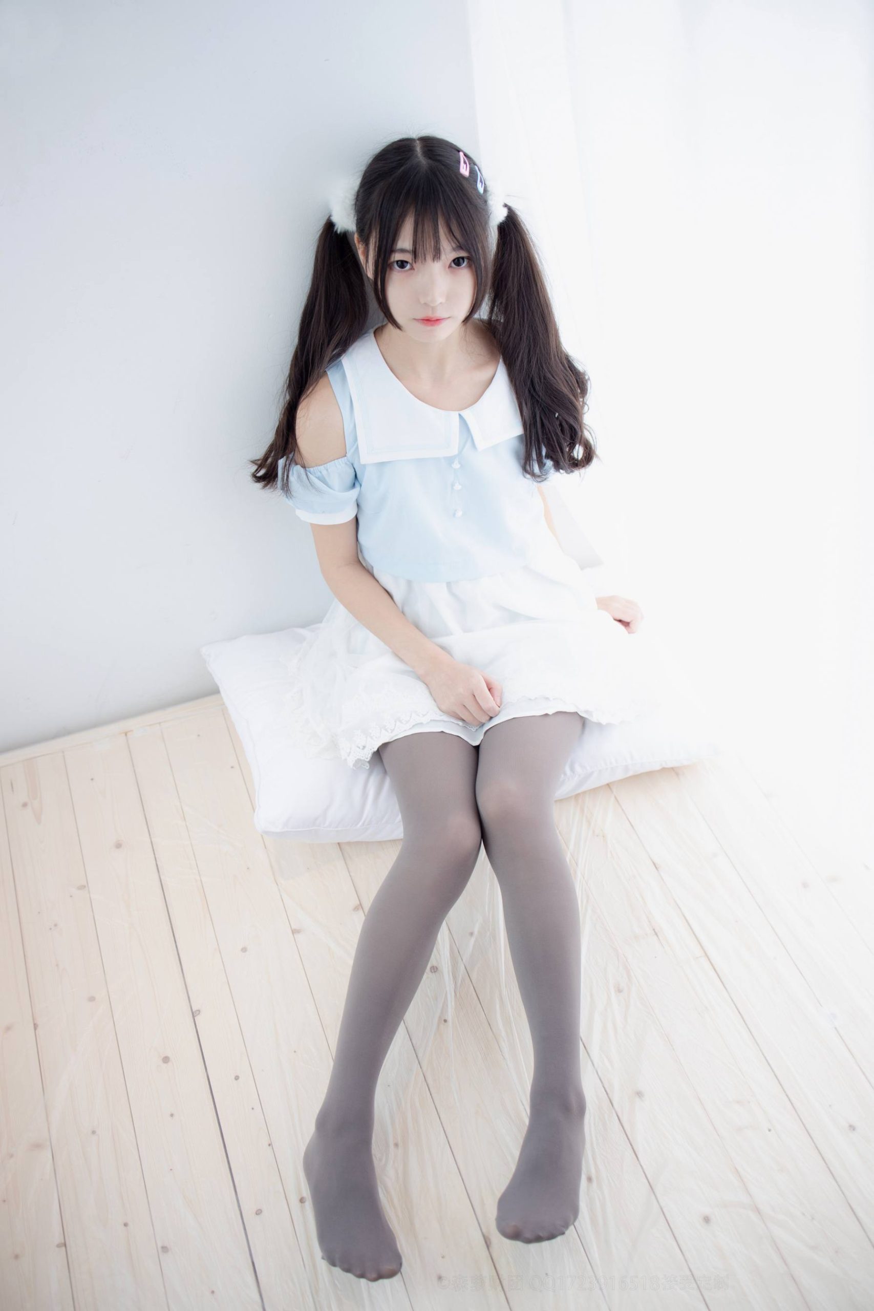 图片[2]-超级甜美的灰丝小姑娘【86P】20005-朵兔兔
