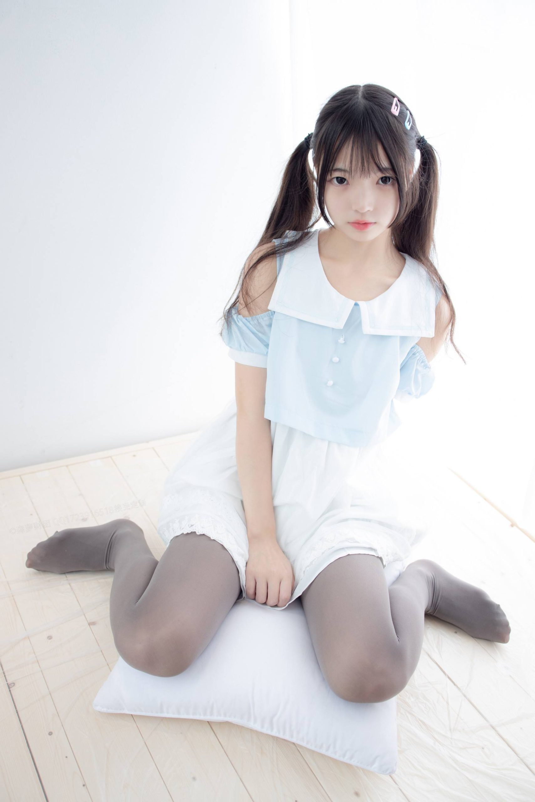 图片[5]-超级甜美的灰丝小姑娘【86P】20005-朵兔兔