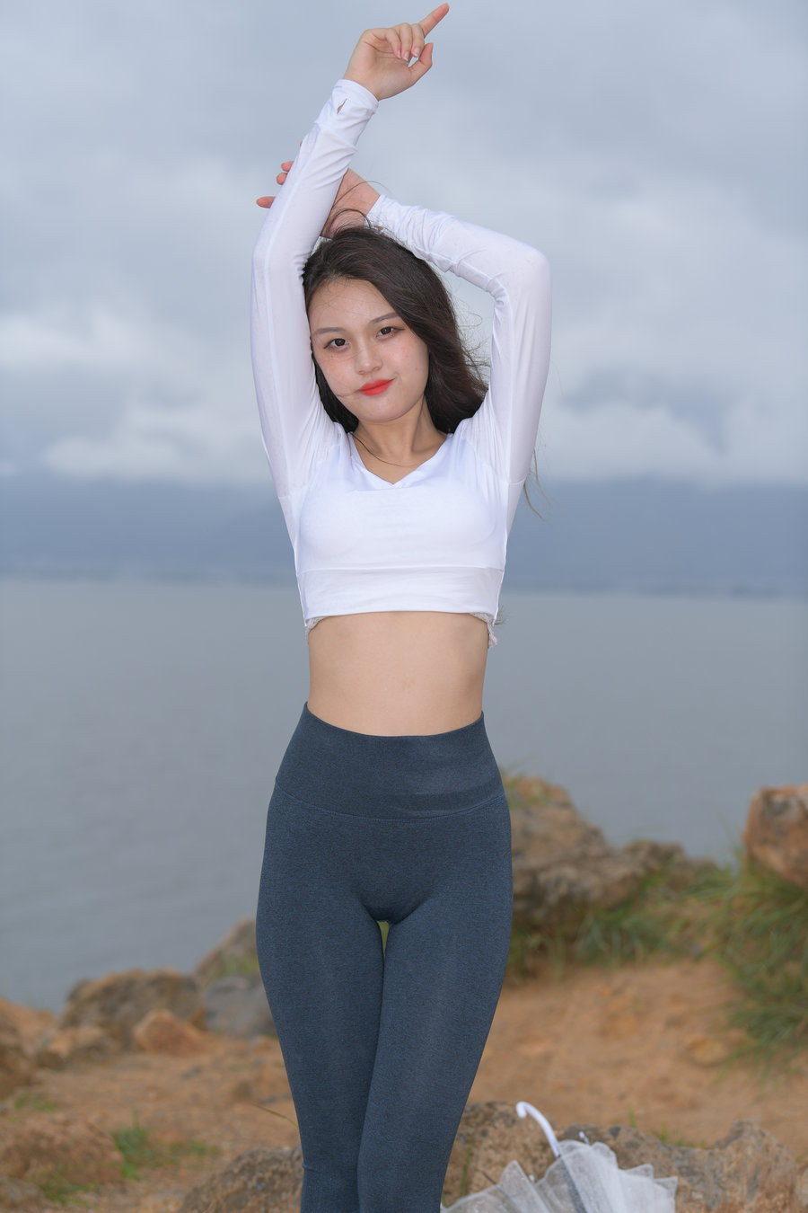 图片[2]-深蓝色瑜伽裤甜美女孩 J1320 514P2V-17.5GB-朵兔兔