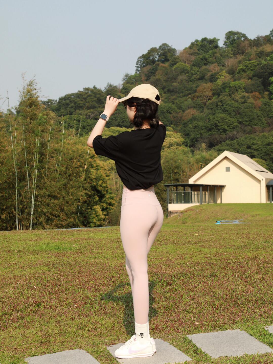图片[2]-喜欢瑜伽的阳光快乐女孩【135P】04042-朵兔兔