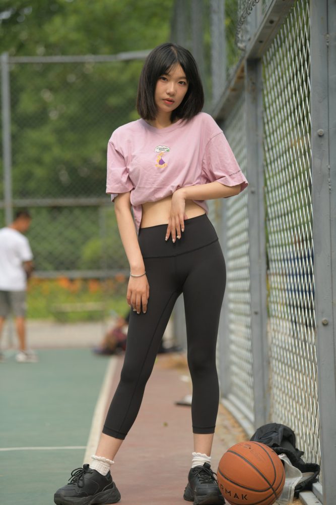 图片[3]-穿瑜伽裤打篮球的大三女孩J2198 463P1V-18.6GB-朵兔兔