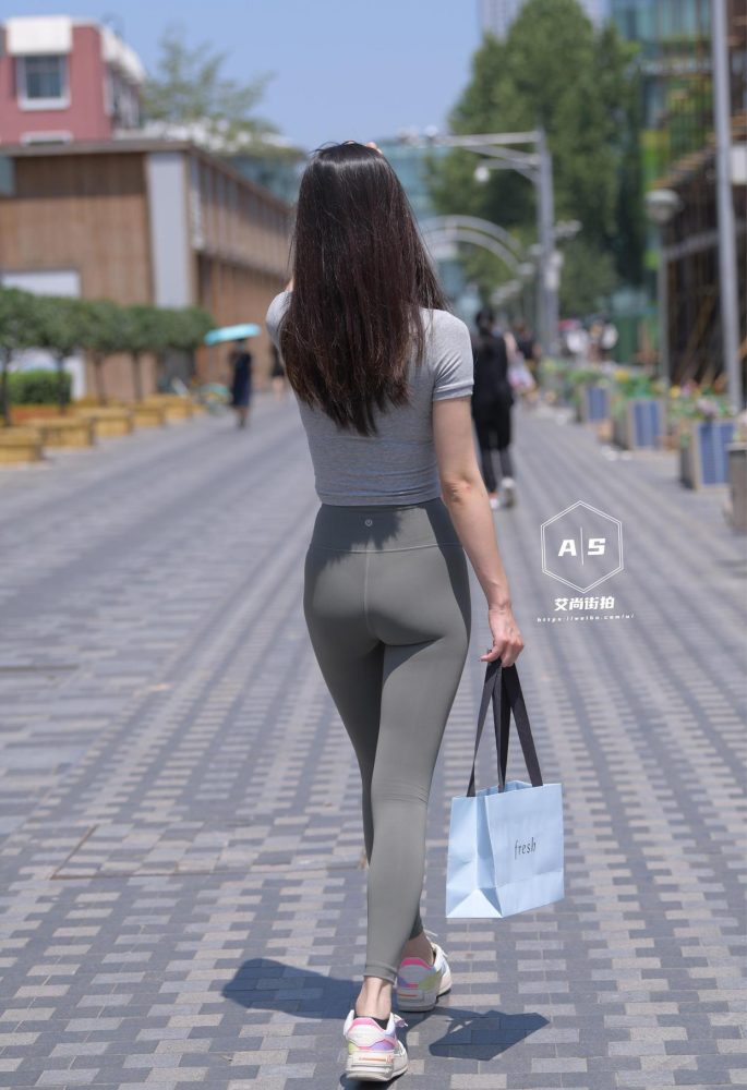 图片[1]-非常漂亮的瑜伽裤女孩J2192 501P1V-15.5GB-朵兔兔
