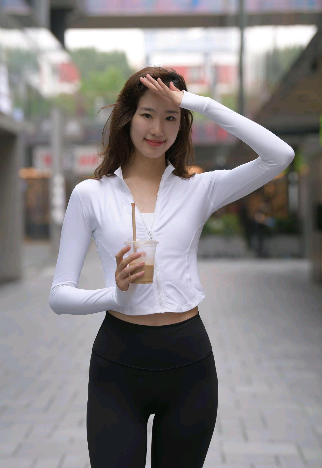 图片[4]-像刘亦菲的黑色瑜伽裤女孩J2237 340P1V-14.8GB-朵兔兔