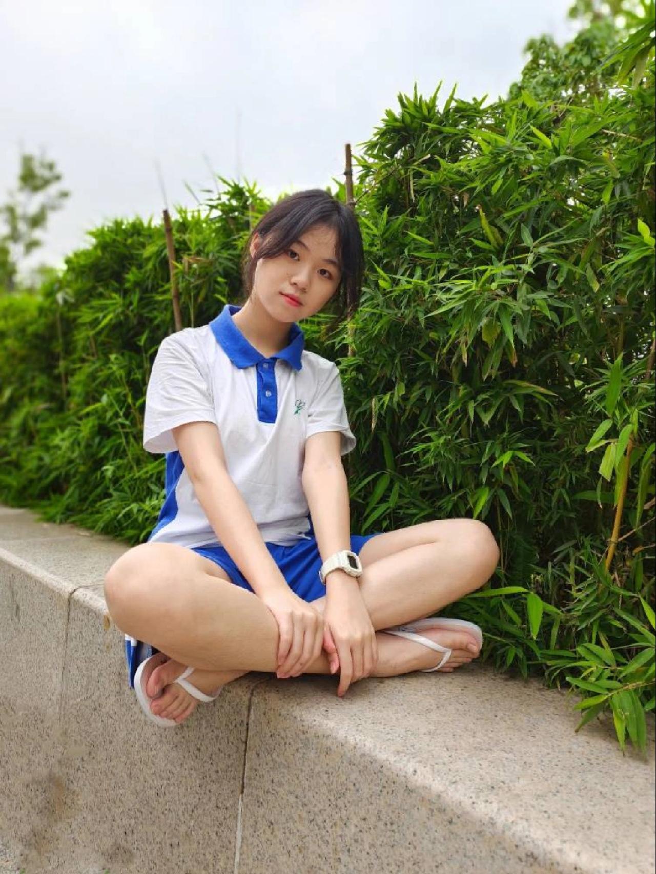 图片[1]-穿校服非常清纯的小姑娘【49P】20003-朵兔兔