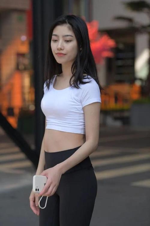 图片[2]-这背景简直太美了 J1412 664P1V-19.4GB-朵兔兔