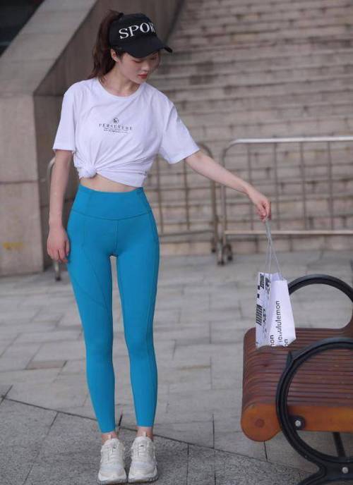 图片[3]-蓝色瑜伽裤阳光女孩J2095 611P1V-21.8GB-朵兔兔