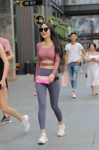 【免费】戴墨镜的时尚女孩【57P】04024-朵兔兔