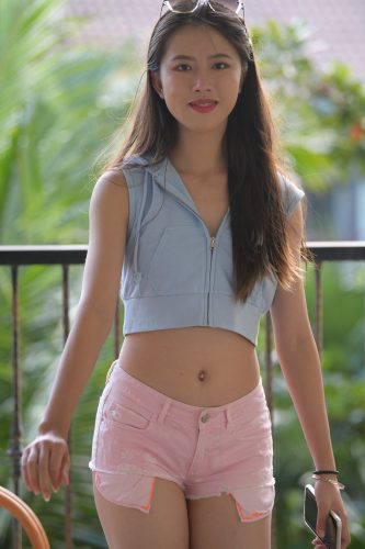 J2799 637P1V-22.9GB-朵兔兔