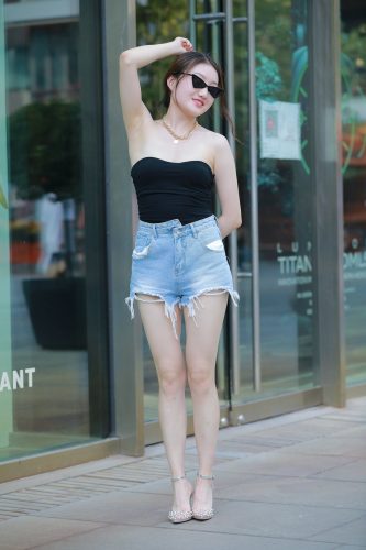 J1801 184P-1.95GB-朵兔兔