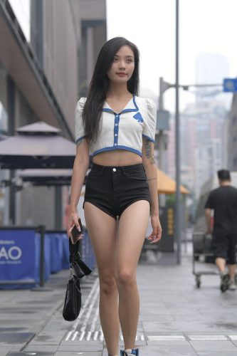 J3007 799P1V-27.9GB-朵兔兔