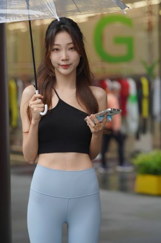 大眼睛瑜伽裤女孩J2903 988P8V-37.6GB-朵兔兔