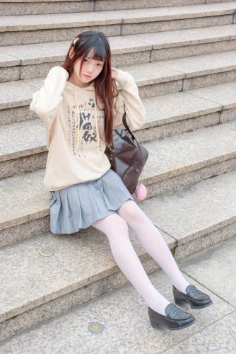 甜美的白丝女孩【131P】20007-朵兔兔